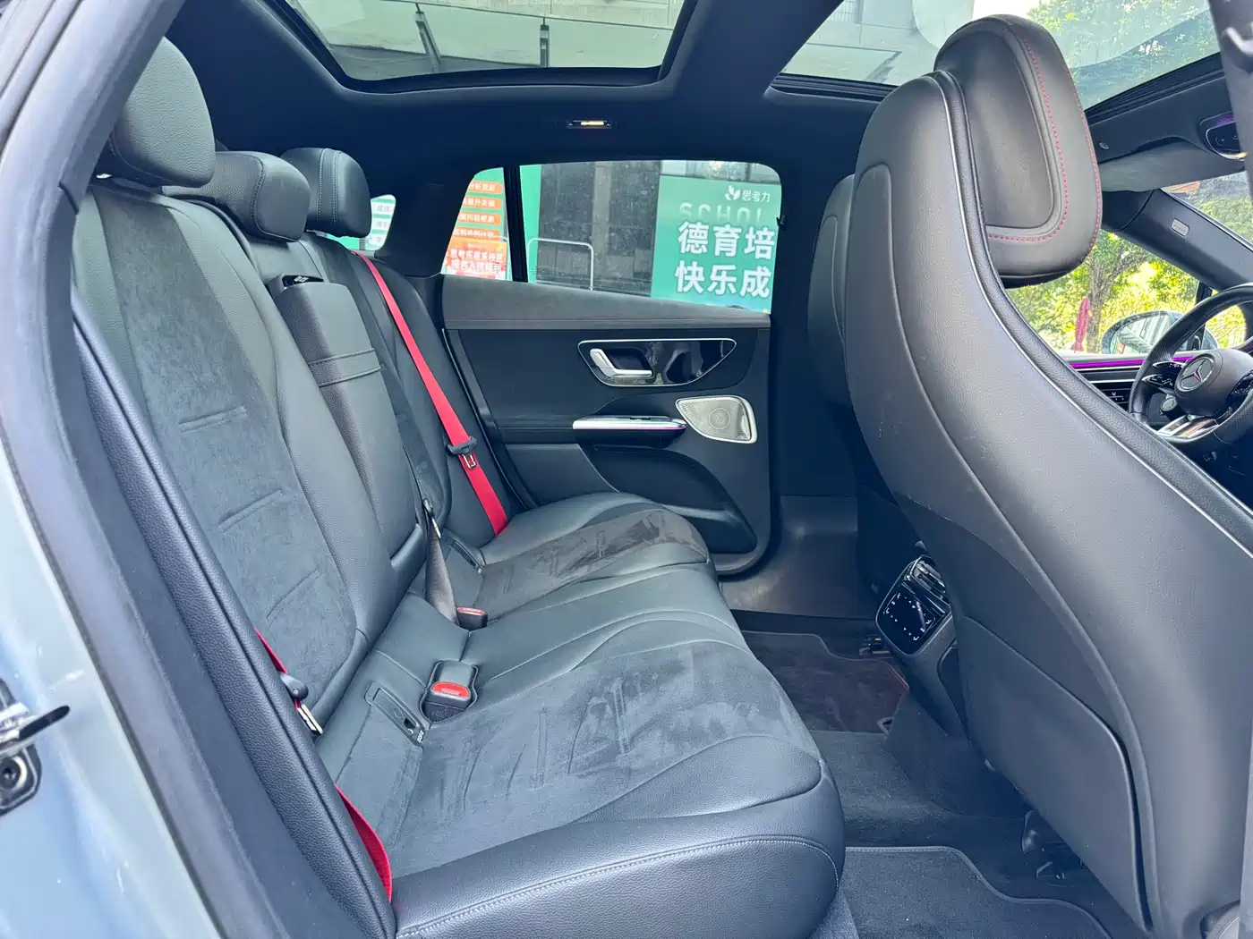 MERCEDES-BENZ EQE AMG