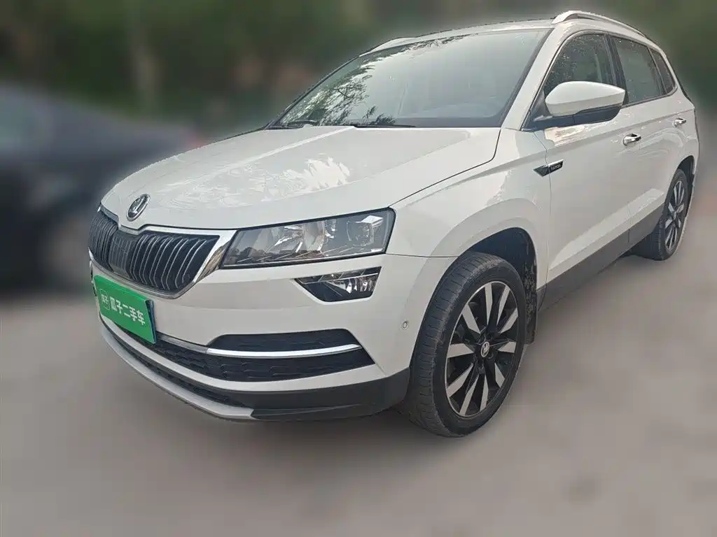 Škoda Karoq 2021 TSI280 Luxury Edition