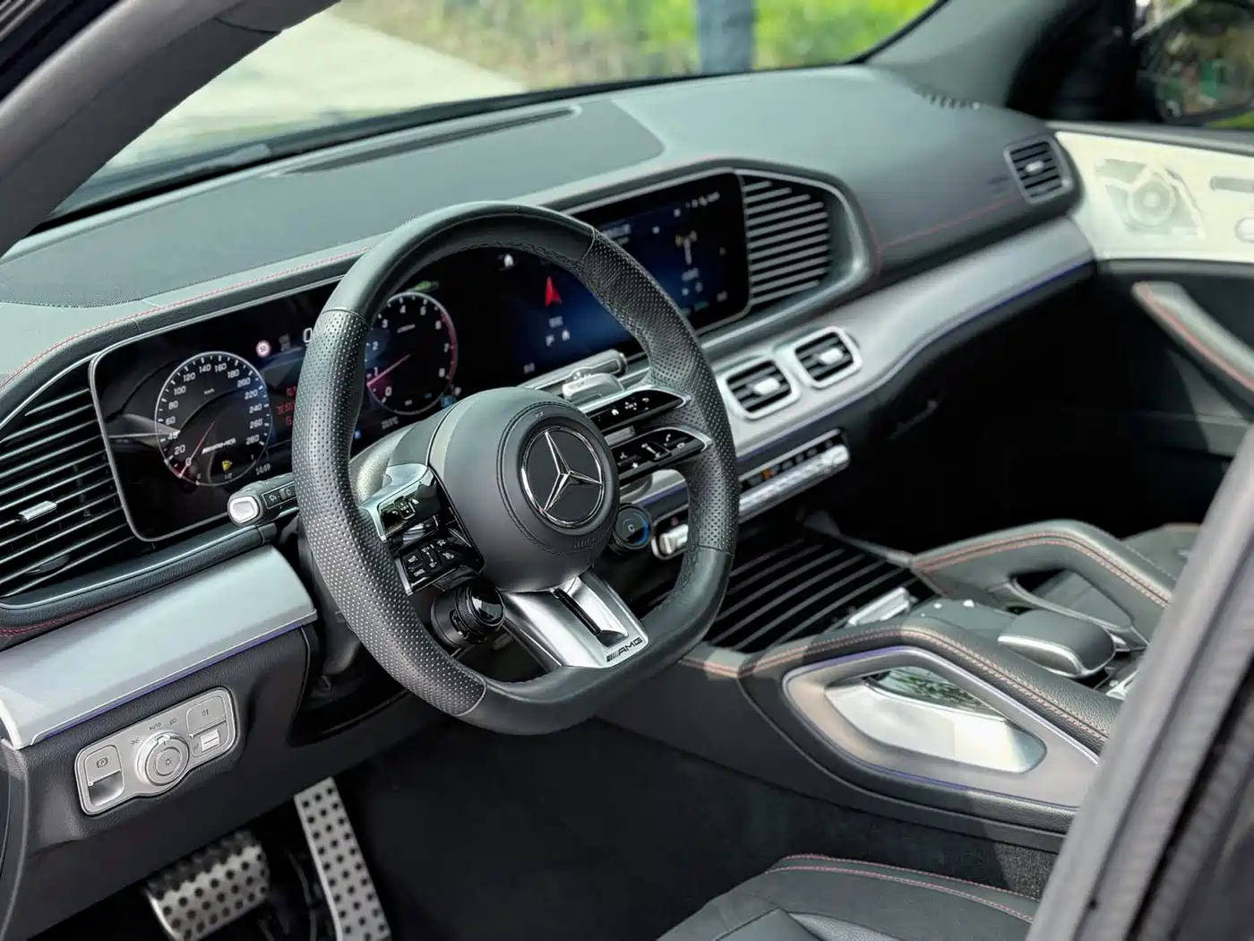 Mercedes-Benz GLE AMG 2024 AMG GLE 53 4MATIC+ фото 18