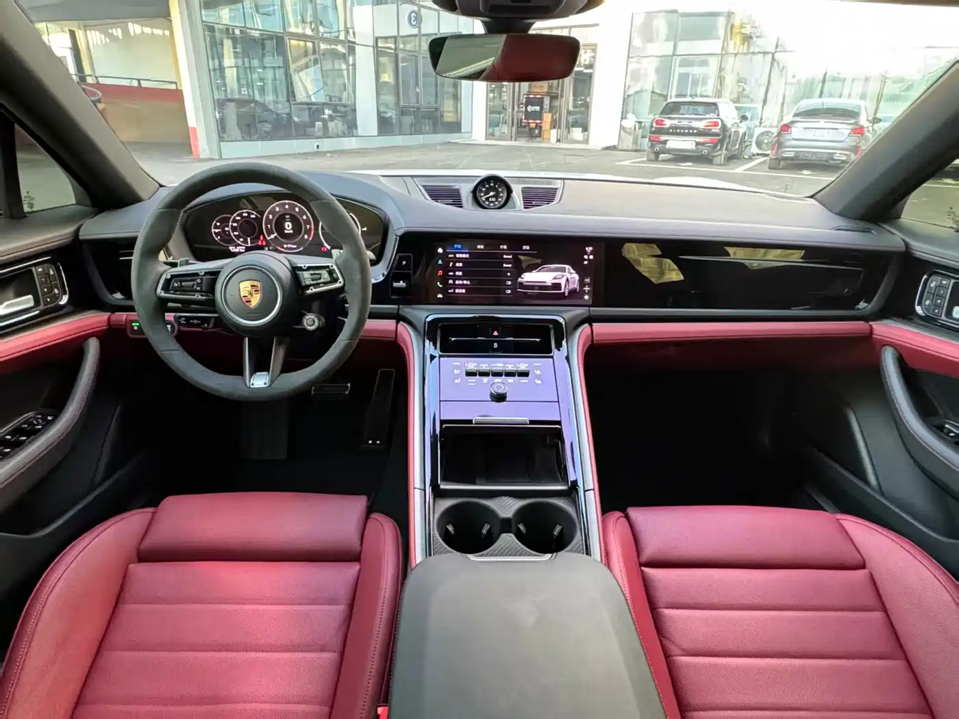 PORSCHE PANAMERA