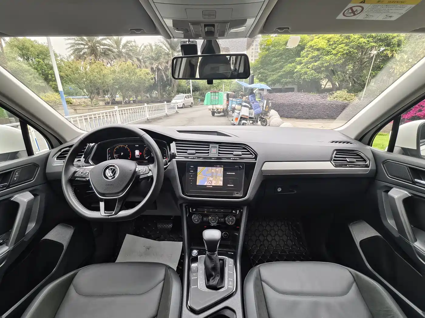 Volkswagen Tiguan L 2021 330TSI Automatic 2WD Smart фото 13