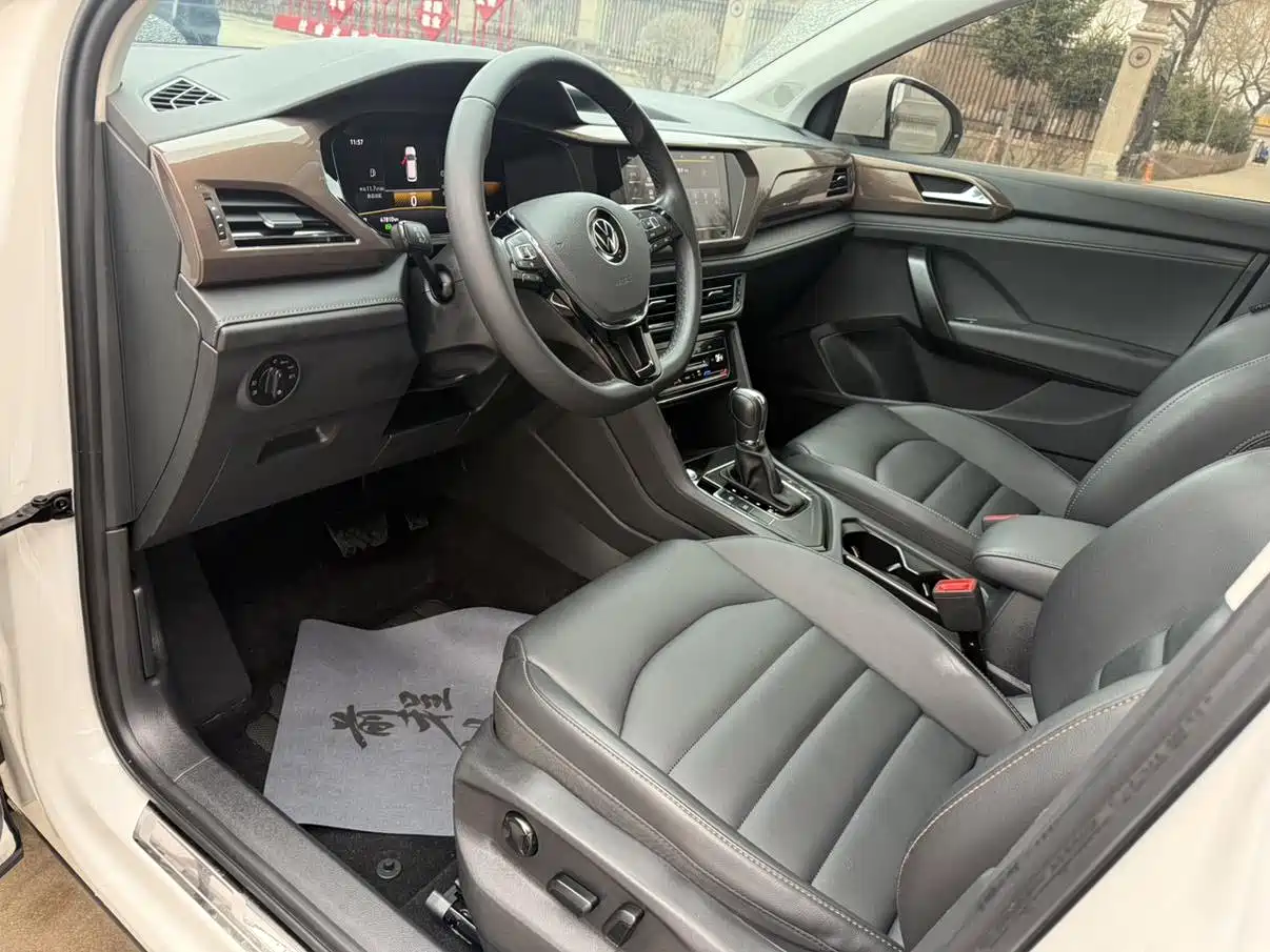 Volkswagen Tharu 2022 280TSI 2WD Comfort фото 14
