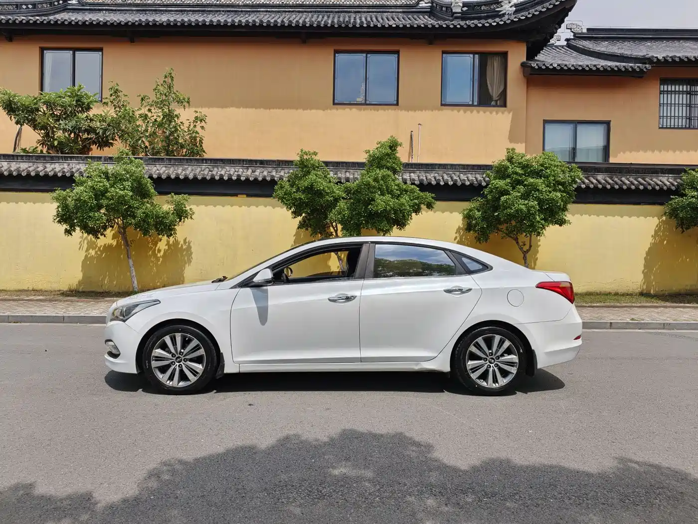 Hyundai Mistra 2014 1.8L Auto Premium DLX фото 3