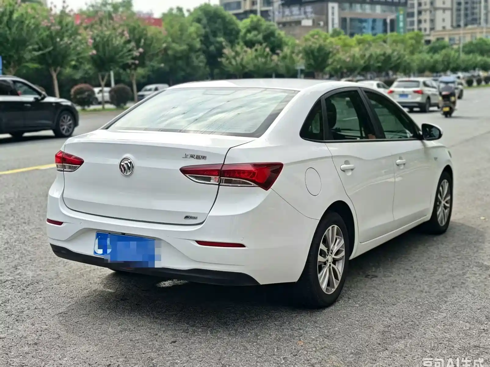 Фото 9 - Buick Excelle