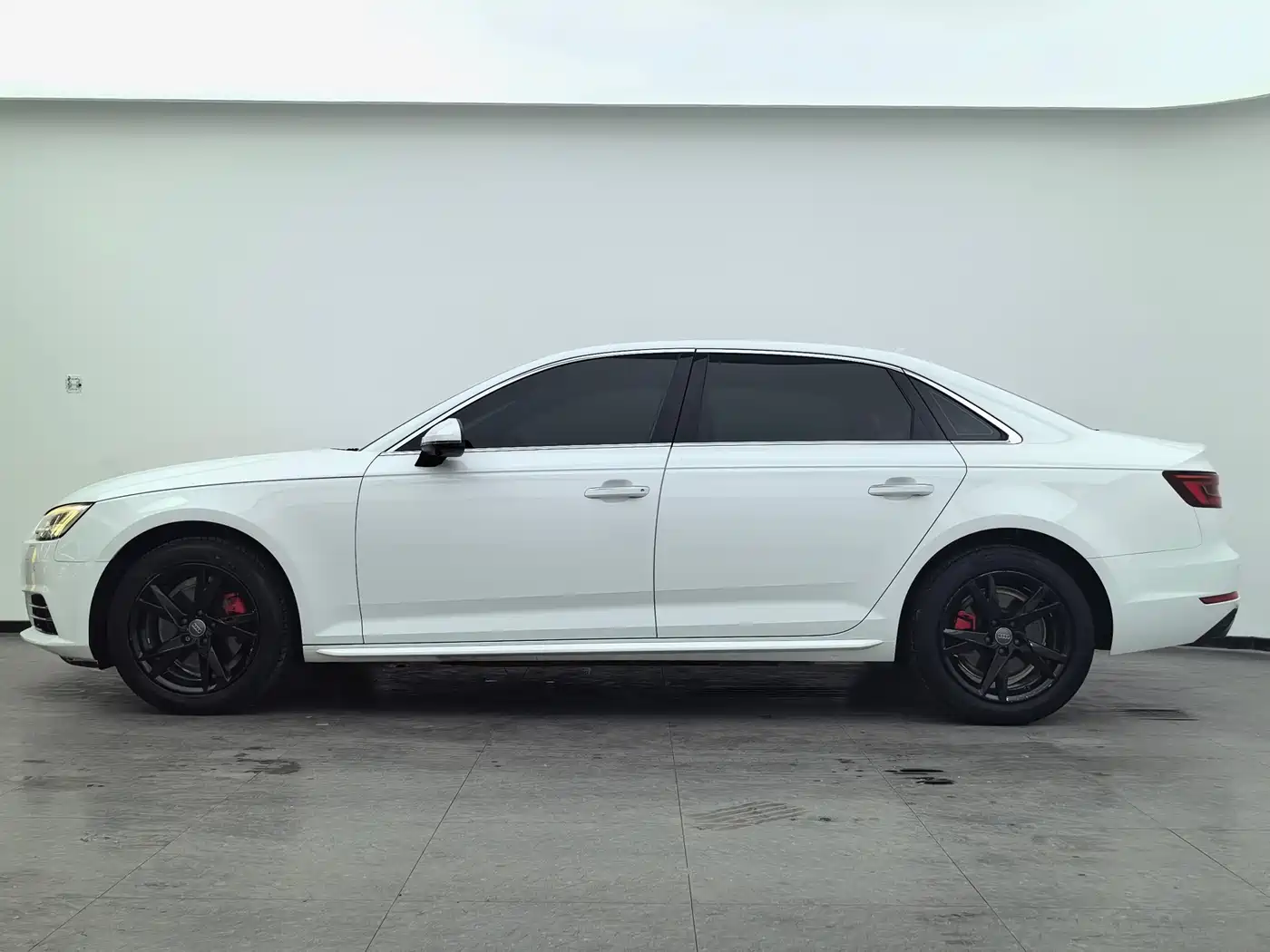 Audi A4L 2018 30th Anniversary 40 TFSI Progressive фото 7