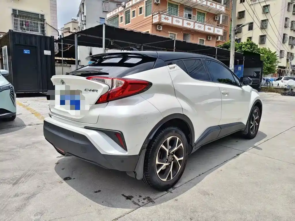 Toyota C-HR 2019 2020 Model 2.0L Leading