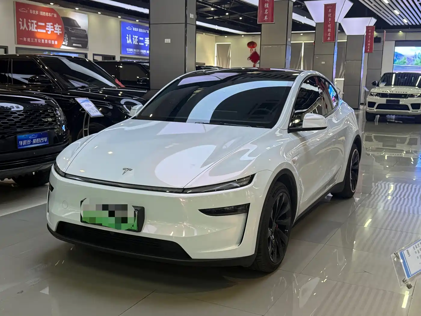 Tesla Model Y 2025 Rear-Wheel Drive