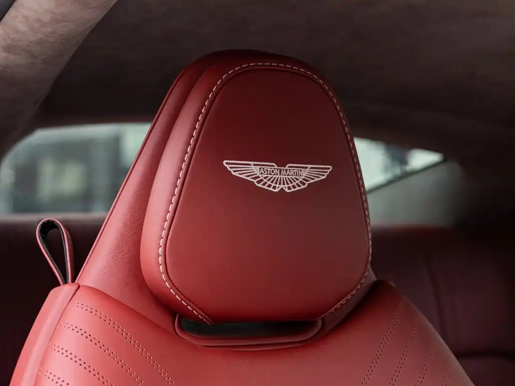Aston Martin DB11 2022 2022 4.0T V8 Coupe