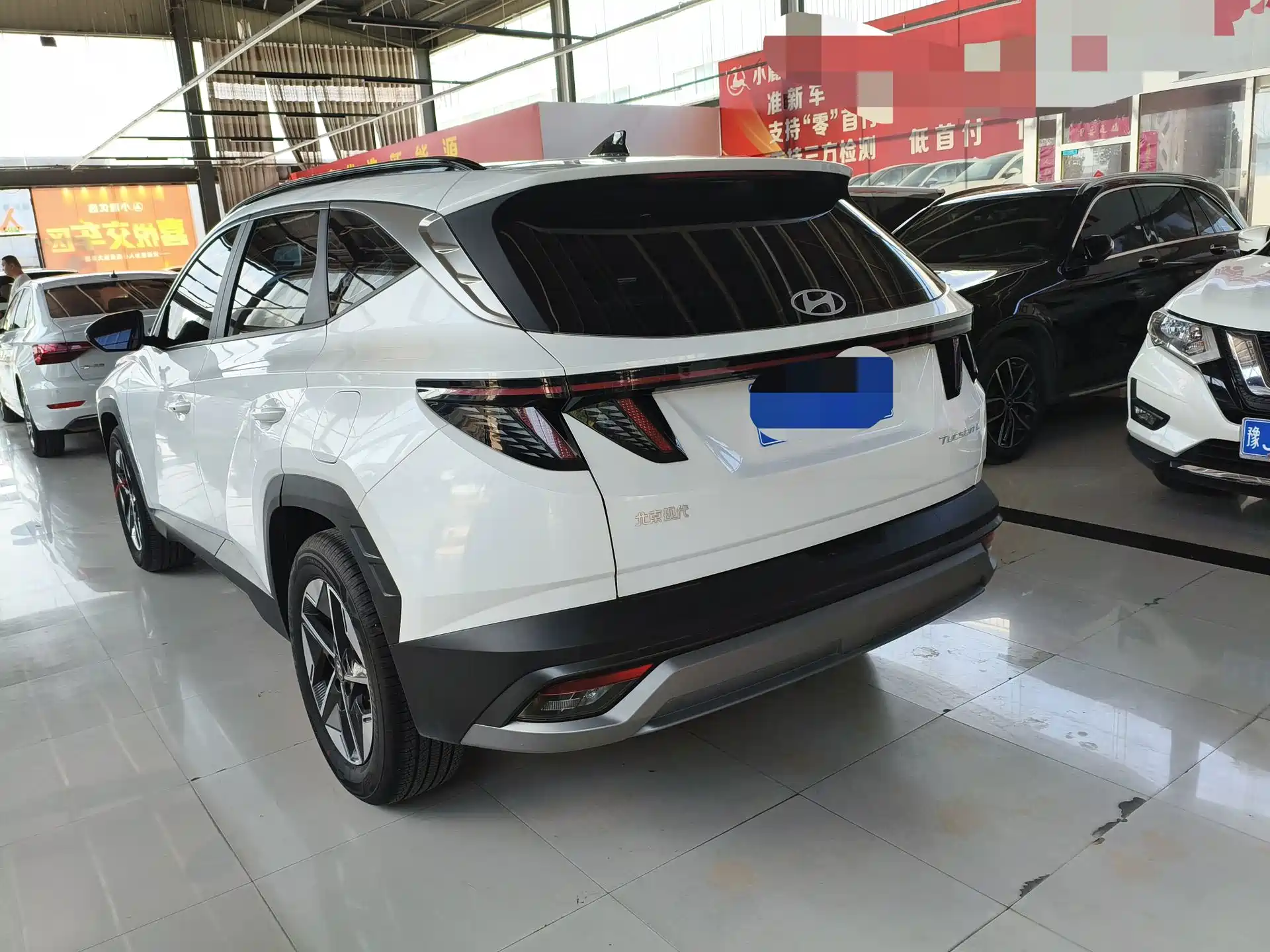Фото 6 - Hyundai Tucson
