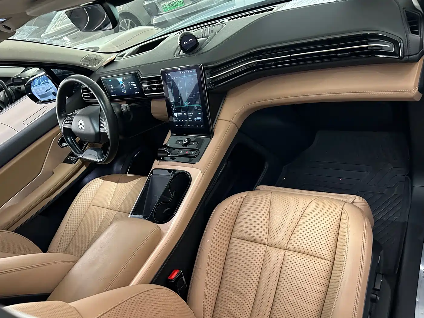 NIO ES8 2019 2018 355KM Base Model 7-Seater Version