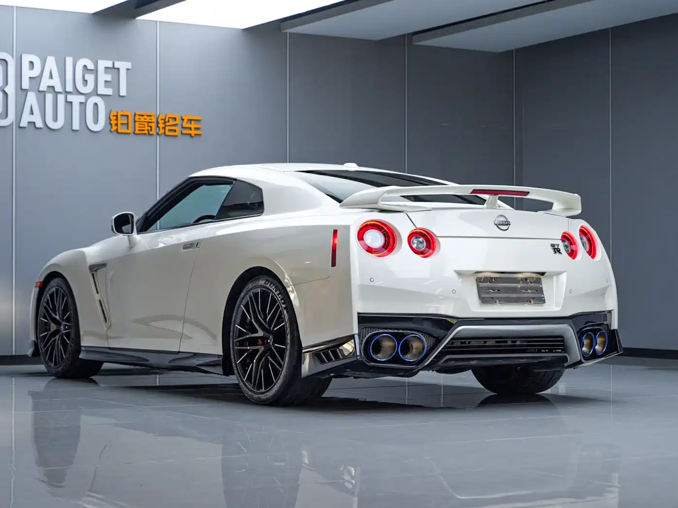 Nissan GT-R, миниатюра 8