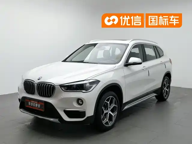BMW X1 2018 sDrive18Li Premium Model — фото 1