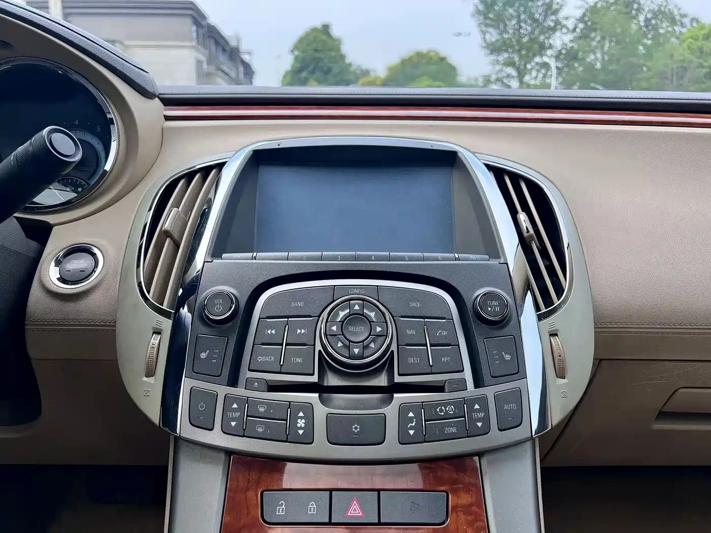 Buick LaCrosse 2012 2012 2.4L SIDI Luxury Edition