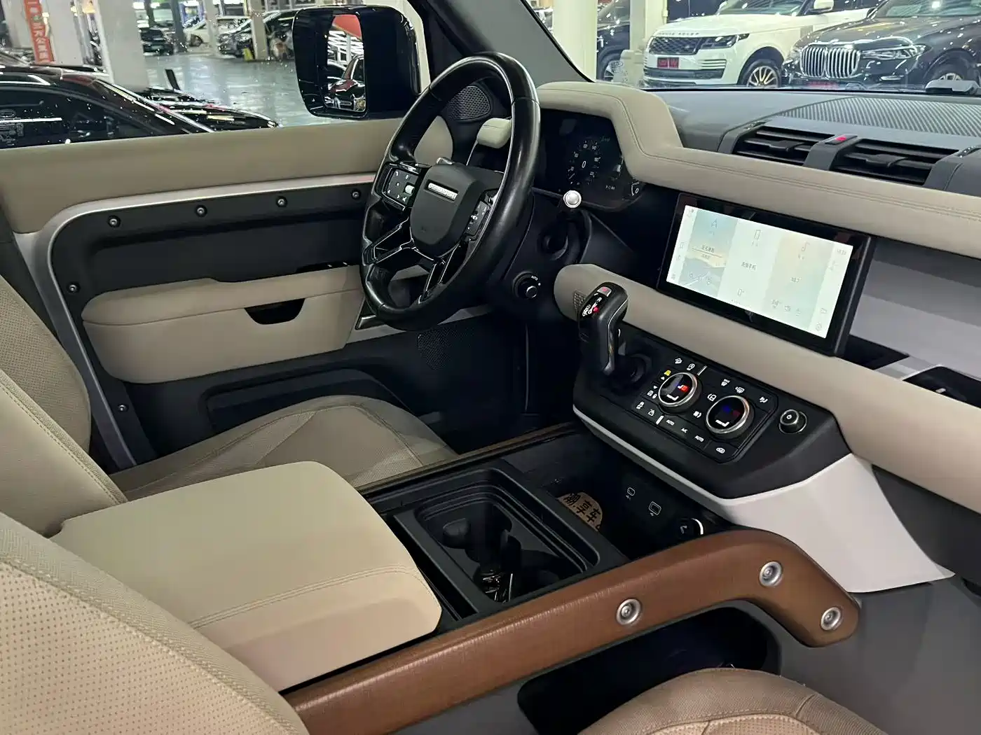 Land Rover Defender 2021 110 P400 X фото 5