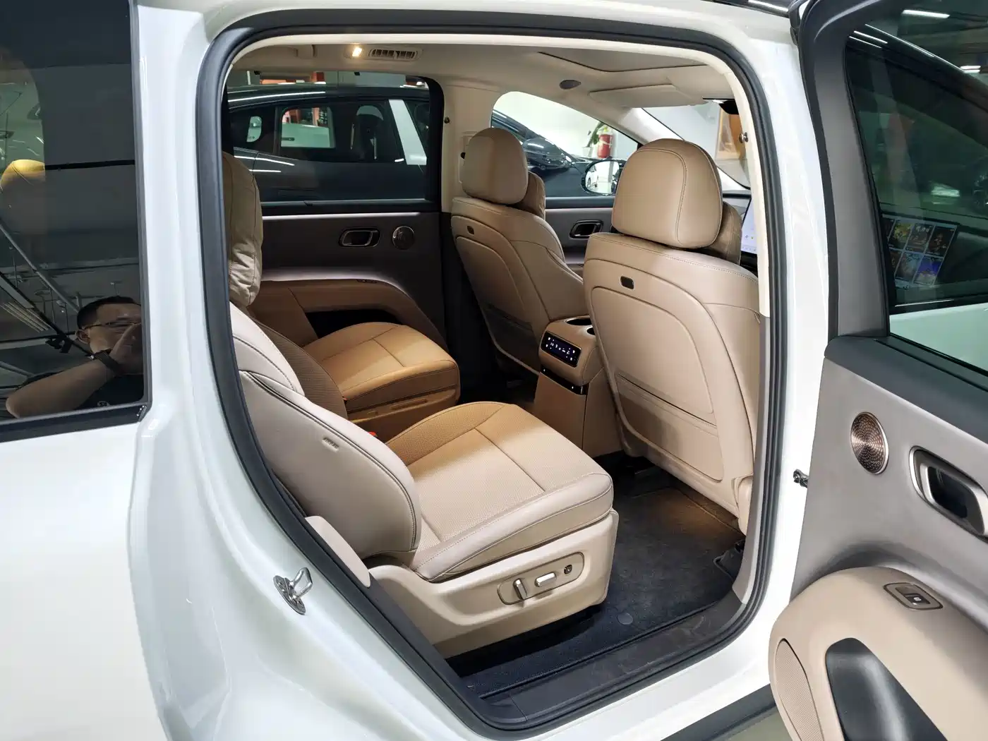 Li Auto Li i8 2026 2025 Standard Edition