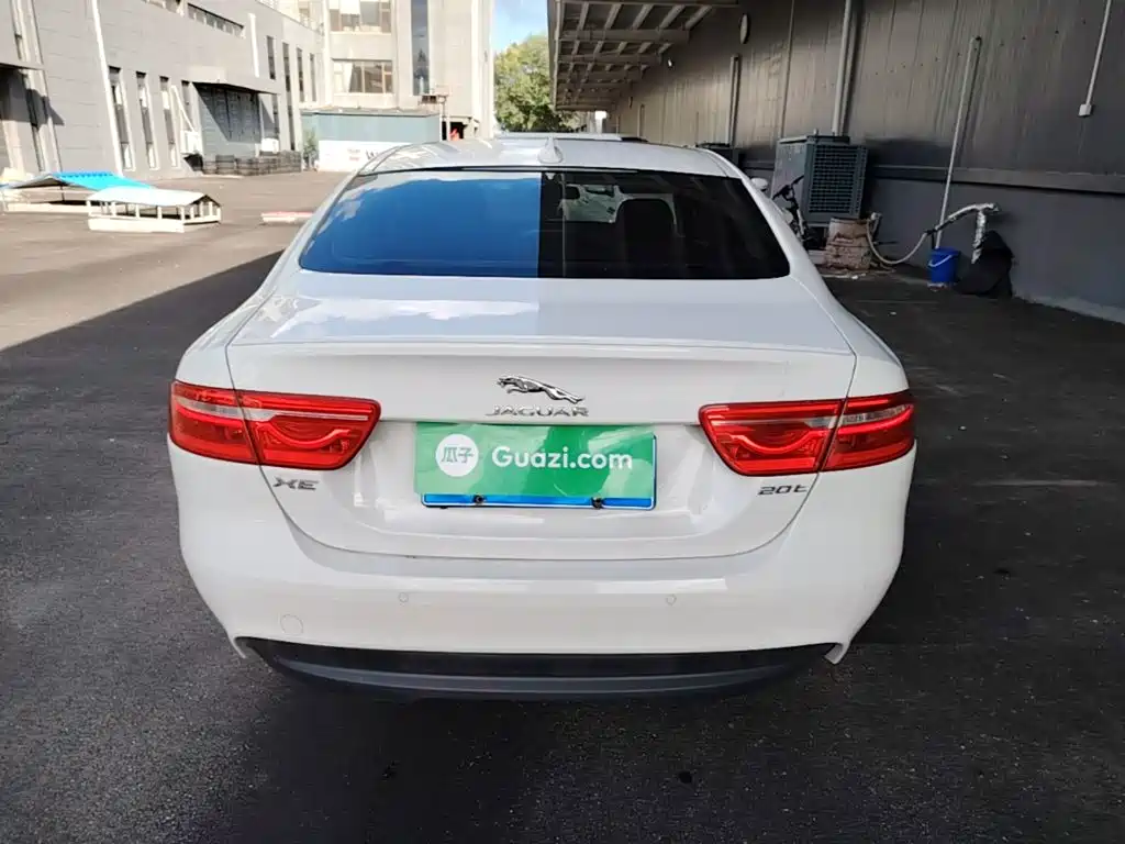 Jaguar XE 2015 2015 2.0T 200PS R-Sport