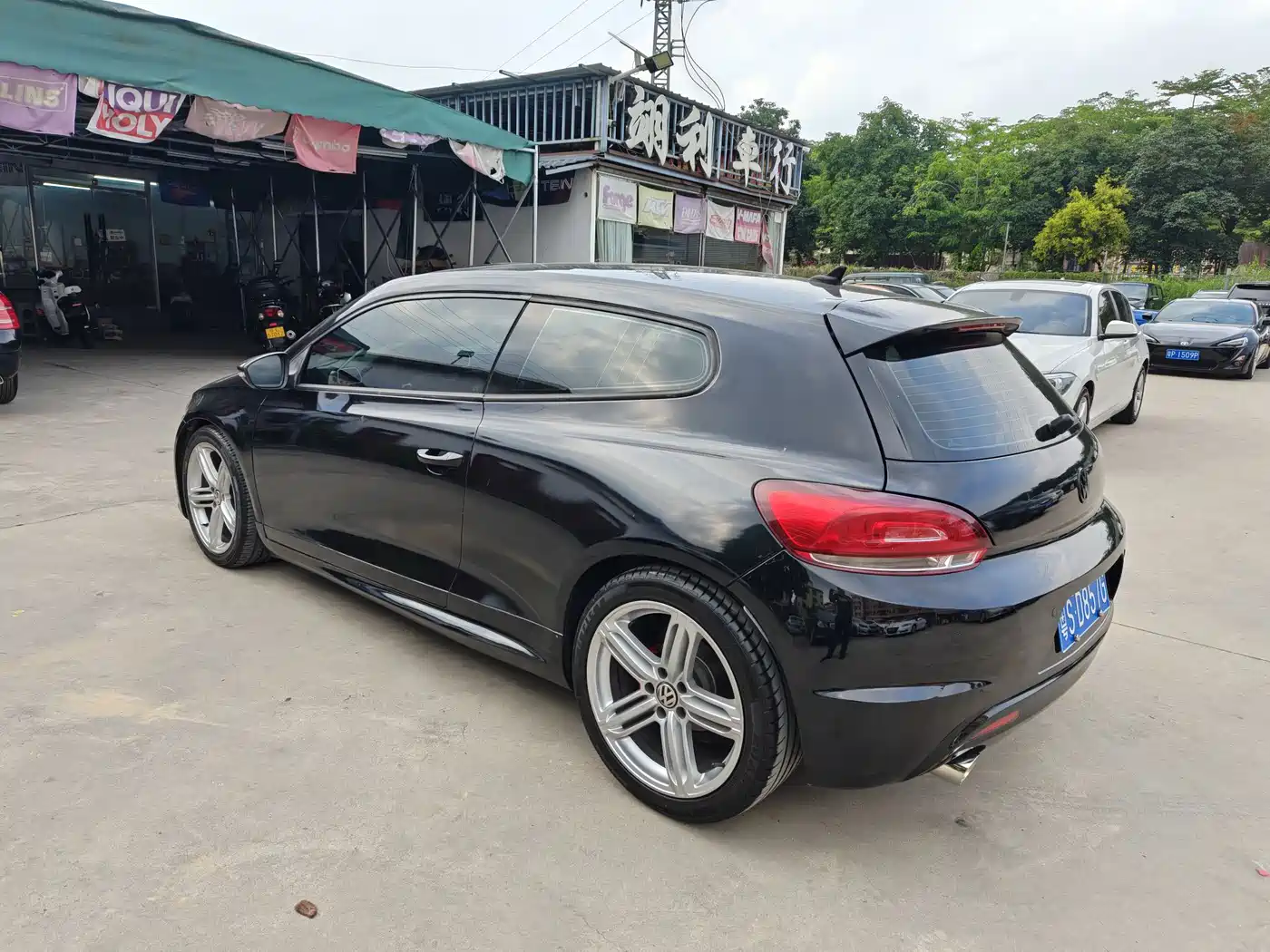 Volkswagen Scirocco 2010 2.0TSI Luxury Edition фото 15