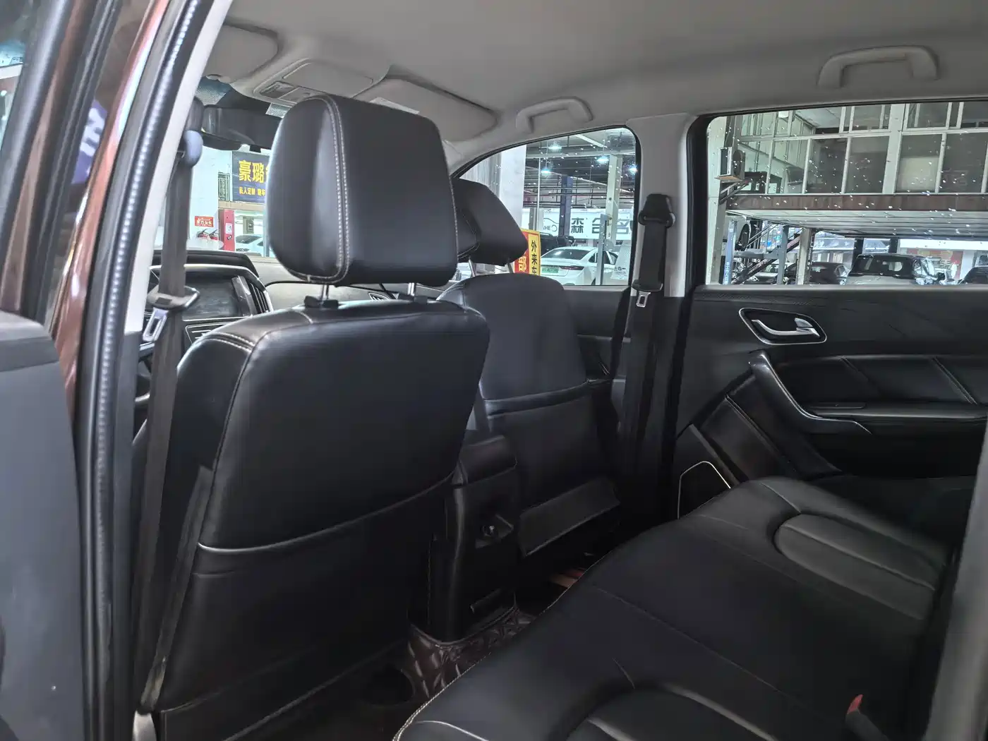 Jiangling Yuhu 7 2021 2020 Model 2.0T Diesel Automatic 2WD Comfort Long Wheelbase China VI JX4D20A6L