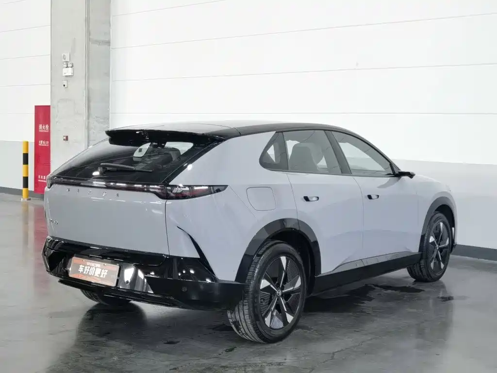 Mazda EZ-60 2026 2025 Range-extender Base Model