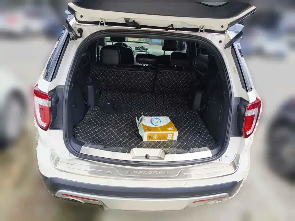 Фото 5 - Ford Explorer (Import)