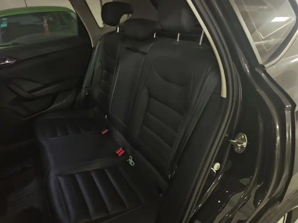 Volkswagen Tharu, миниатюра 13