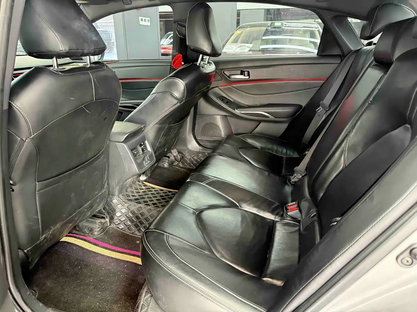 Toyota Avalon 2022 2.0L Progressive Edition фото 9