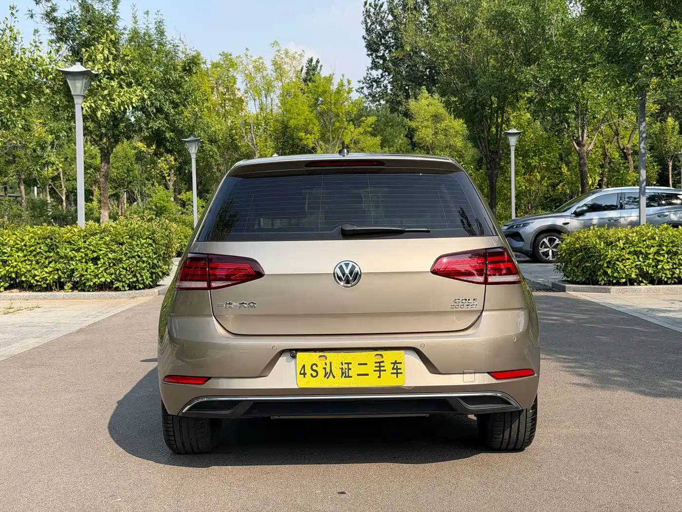 Фото 20 - Volkswagen Golf
