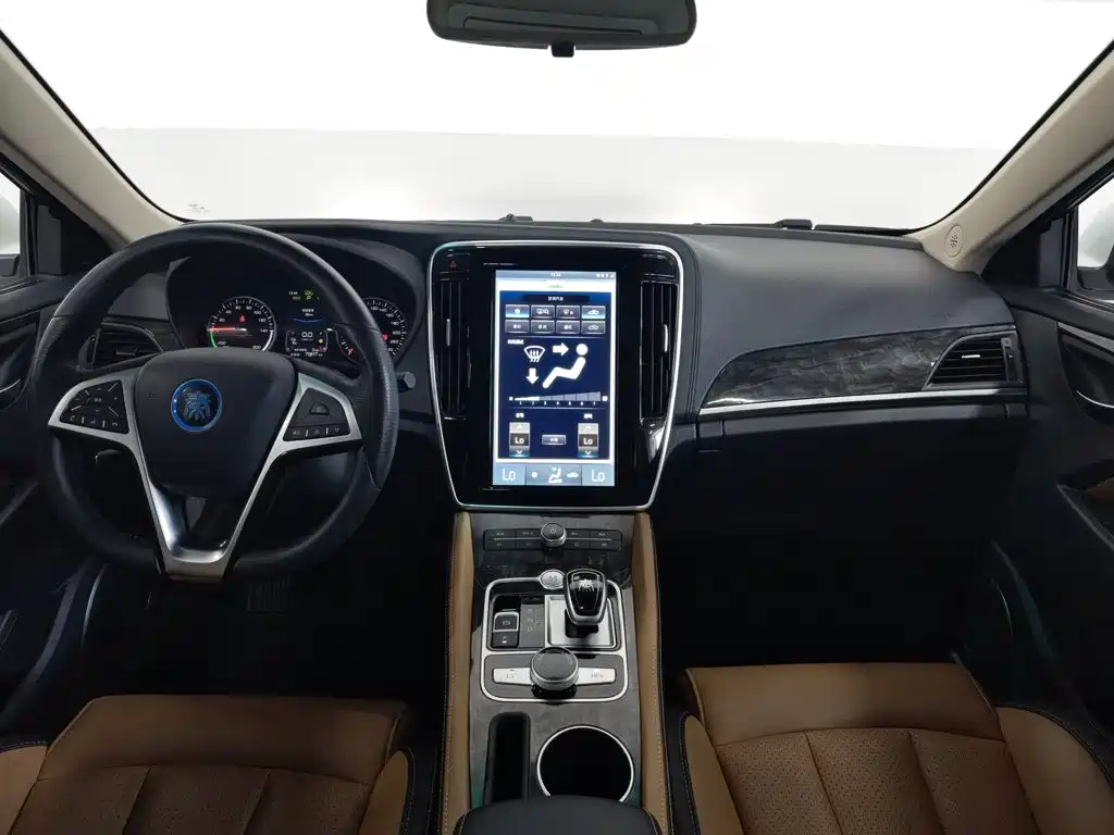 BYD Qin New Energy 2017 2017 1.5T Premium Model