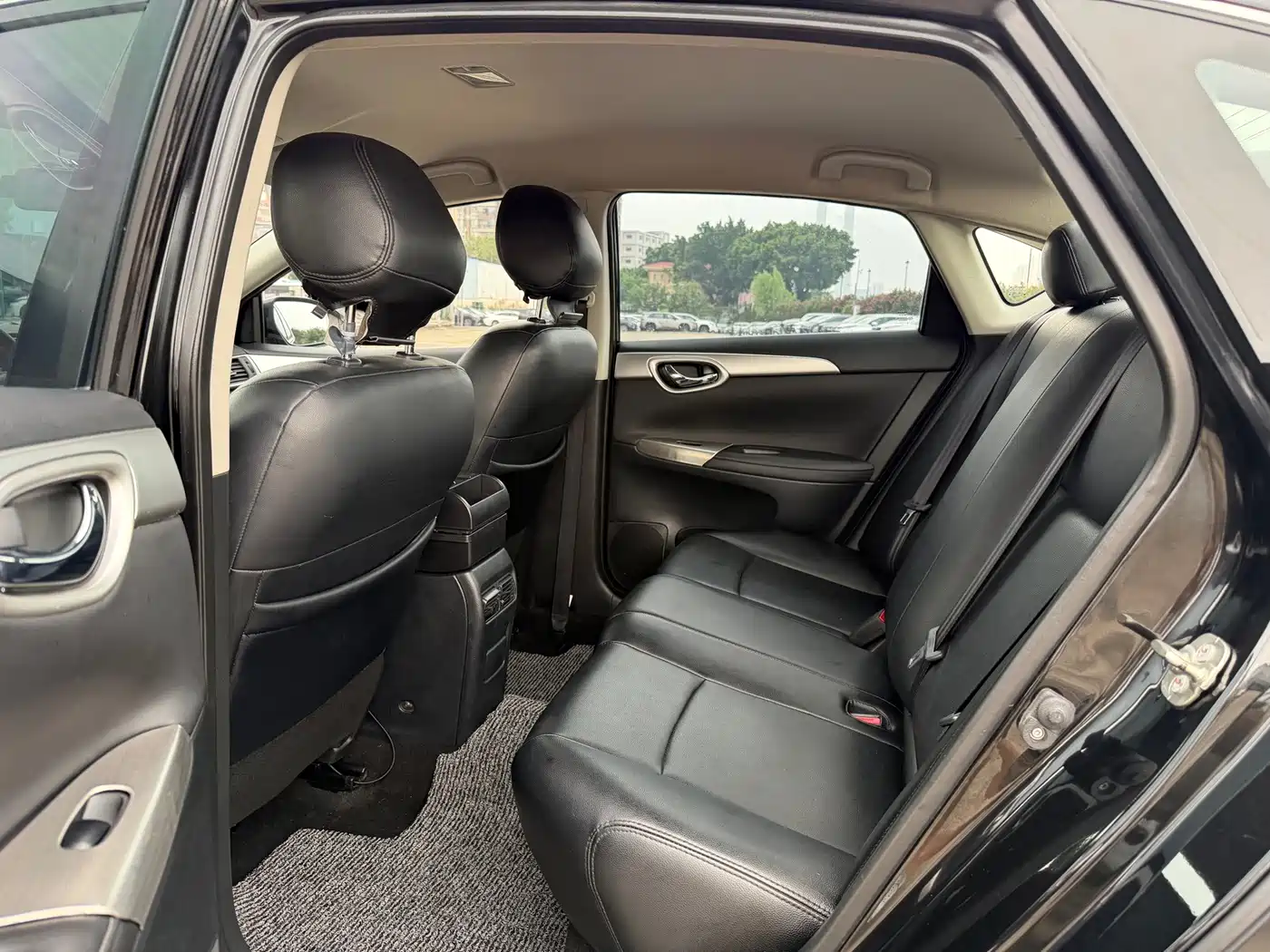 Nissan SYLPHY, миниатюра 8