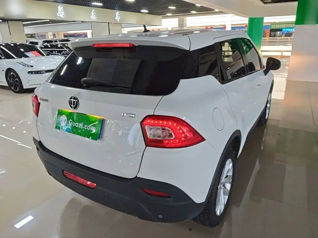 Zhonghua V3 2017 2016 1.5L Automatic Comfort