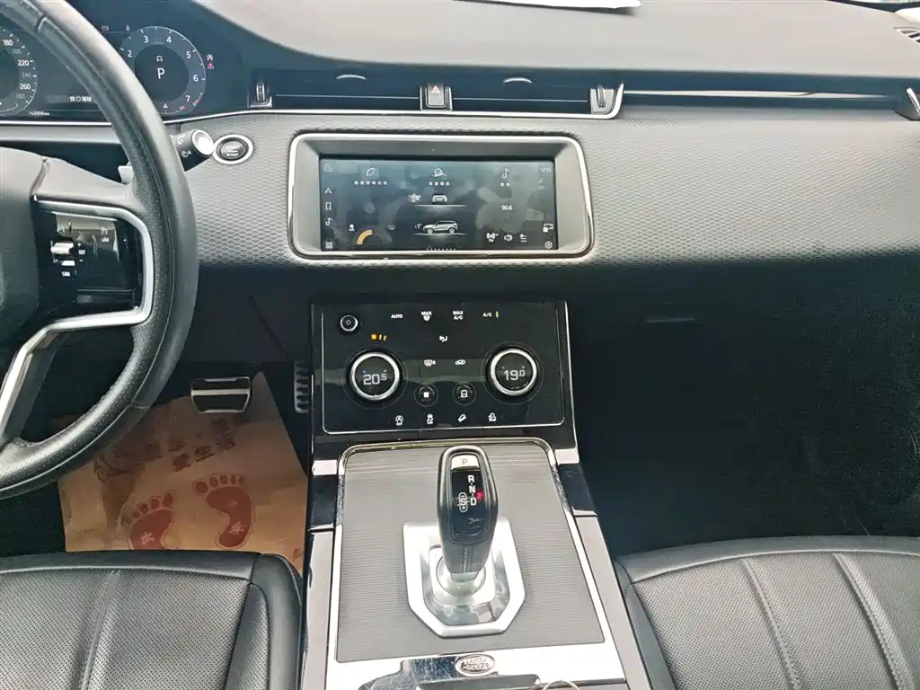 Land Rover Range Rover Evoque 2023 Range Rover Evoque L 200PS Elite Edition фото 9