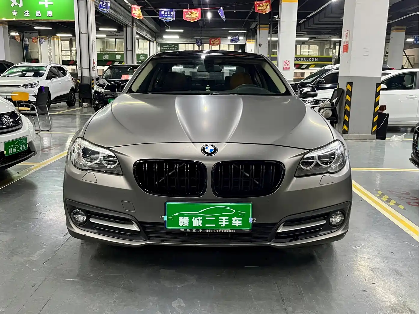 BMW 5 Series 2017 525Li Leading Edition фото 2