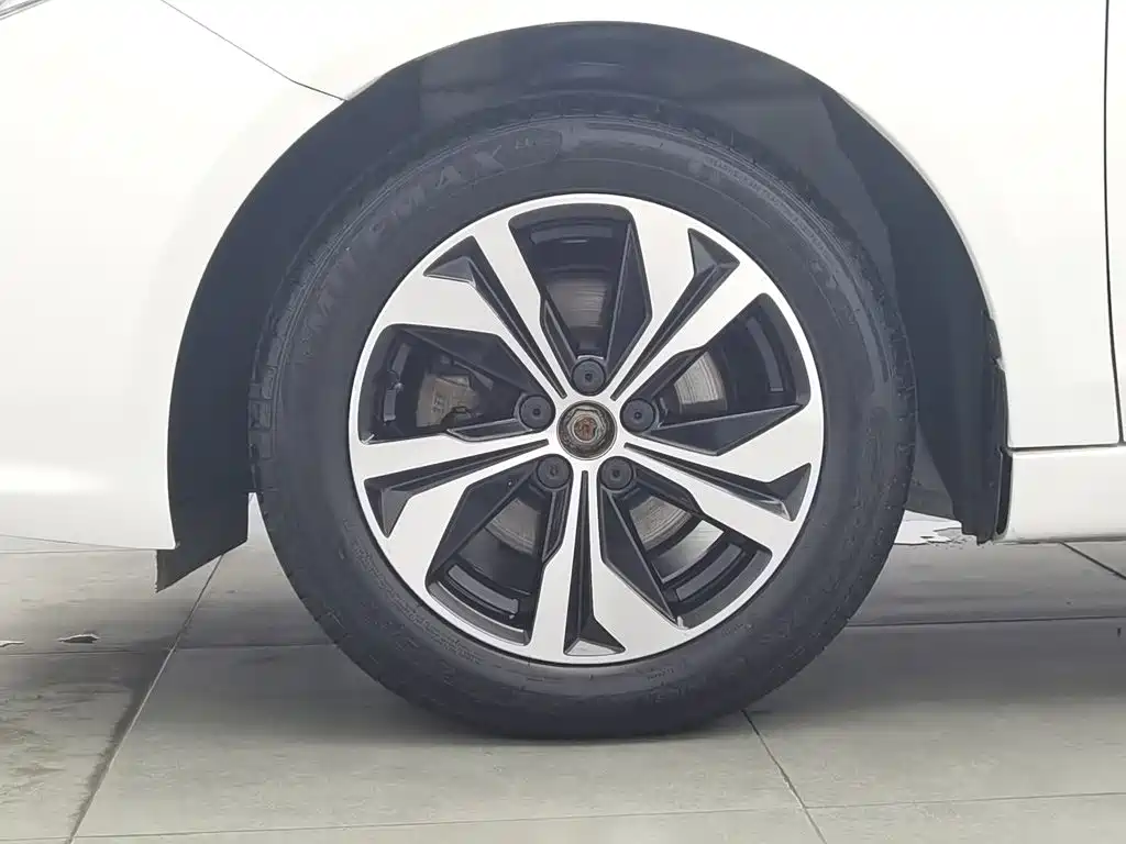 Roewe 360 2017 2017 1.5L Auto Luxury Edition