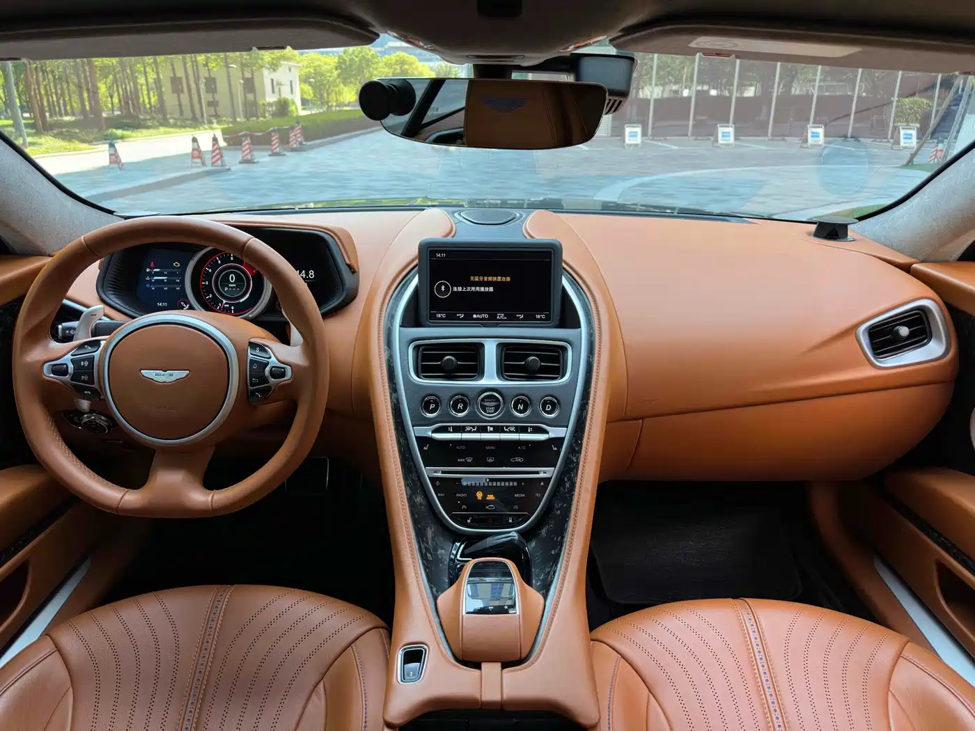 Aston Martin DB11 2018 2017 4.0T V8