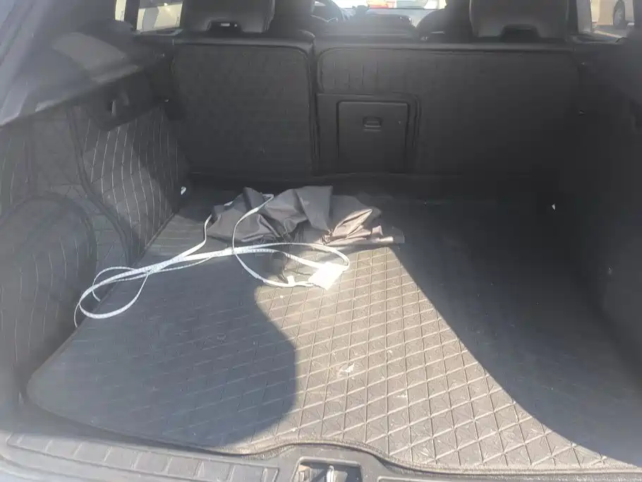 Photo 4 - Volvo XC40