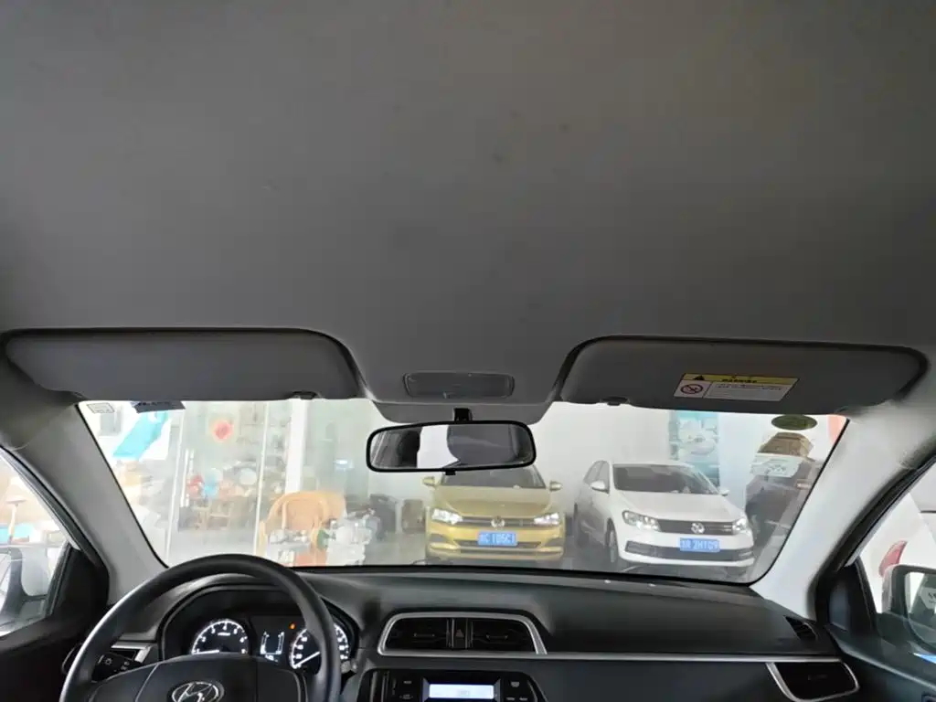 Hyundai Verna 2021 2020 1.4L Manual GL Renewal Edition