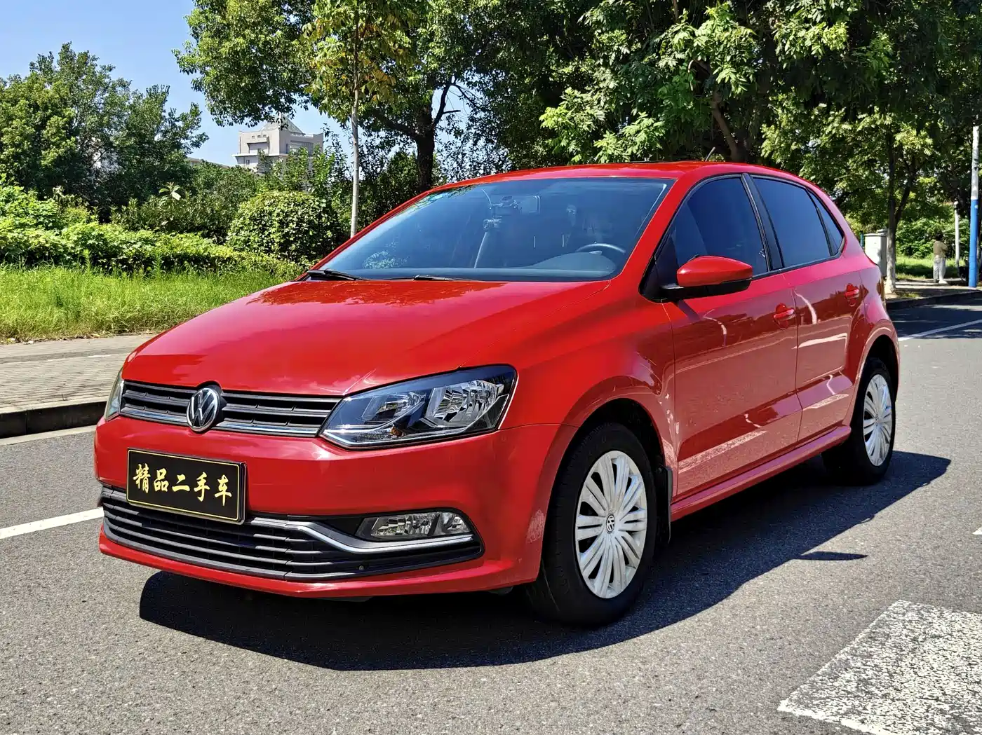 Фото 1 - Volkswagen Polo