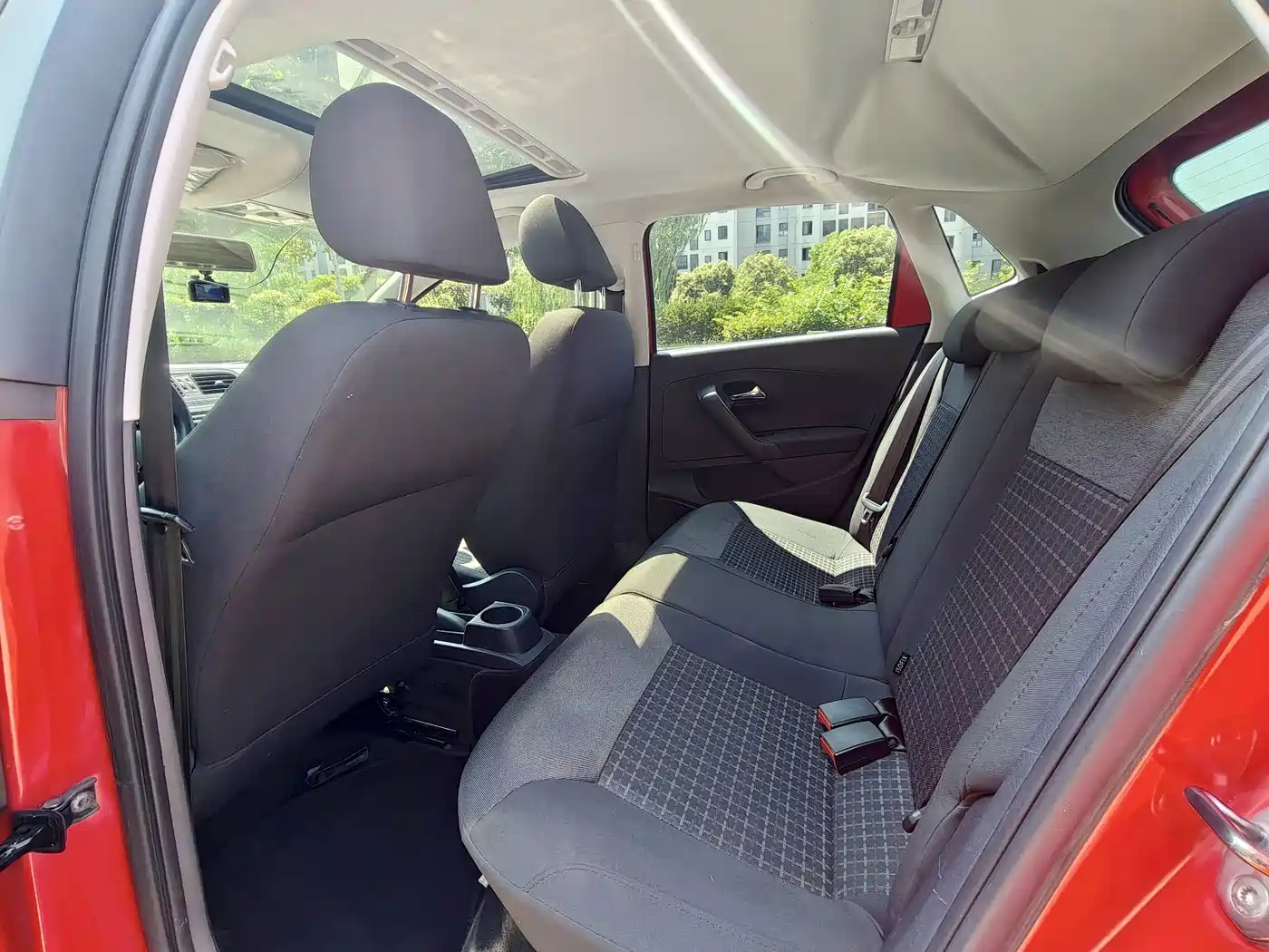 Фото 8 - Volkswagen Polo