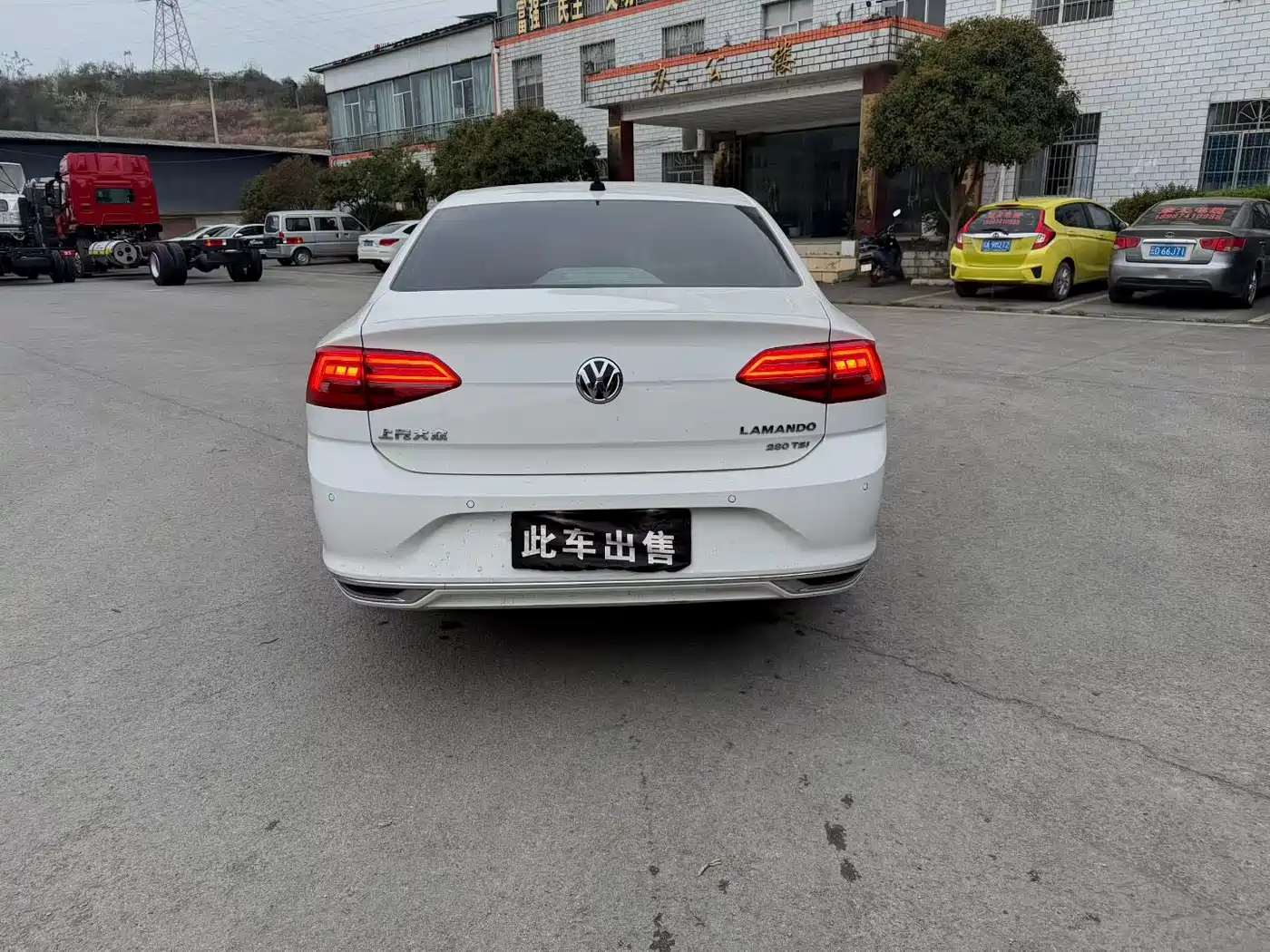 Volkswagen Lamando 2021 280TSI DSG Comfort Edition фото 8