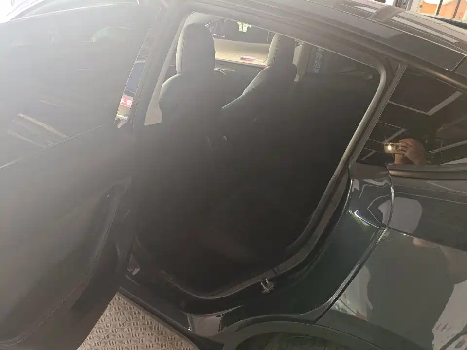 Фото 6 - Tesla Model Y