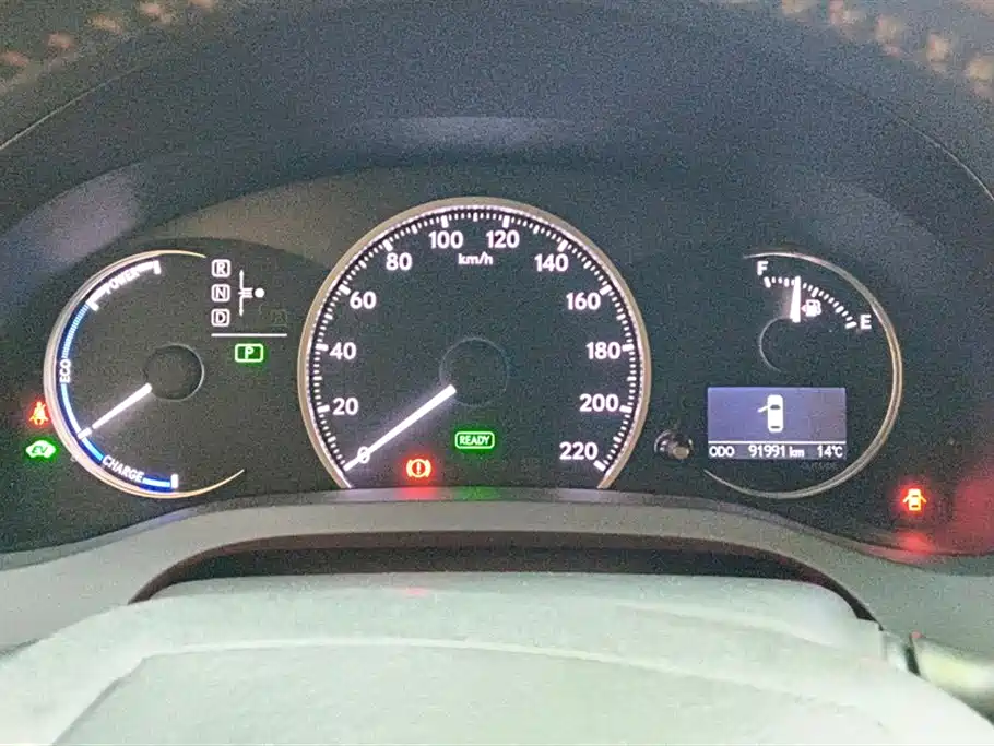 Lexus CT 2017 CT200h Comfort (Single Color, China V) фото 14