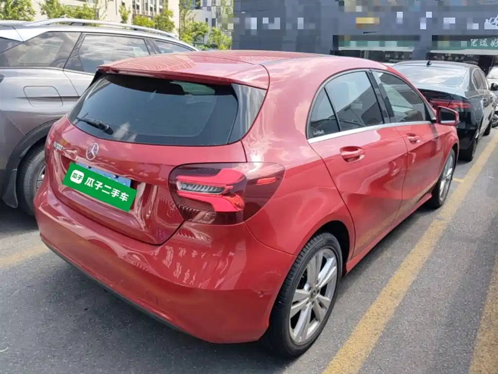 Mercedes-Benz A-Class (Import) 2018 A 200 Sport фото 5