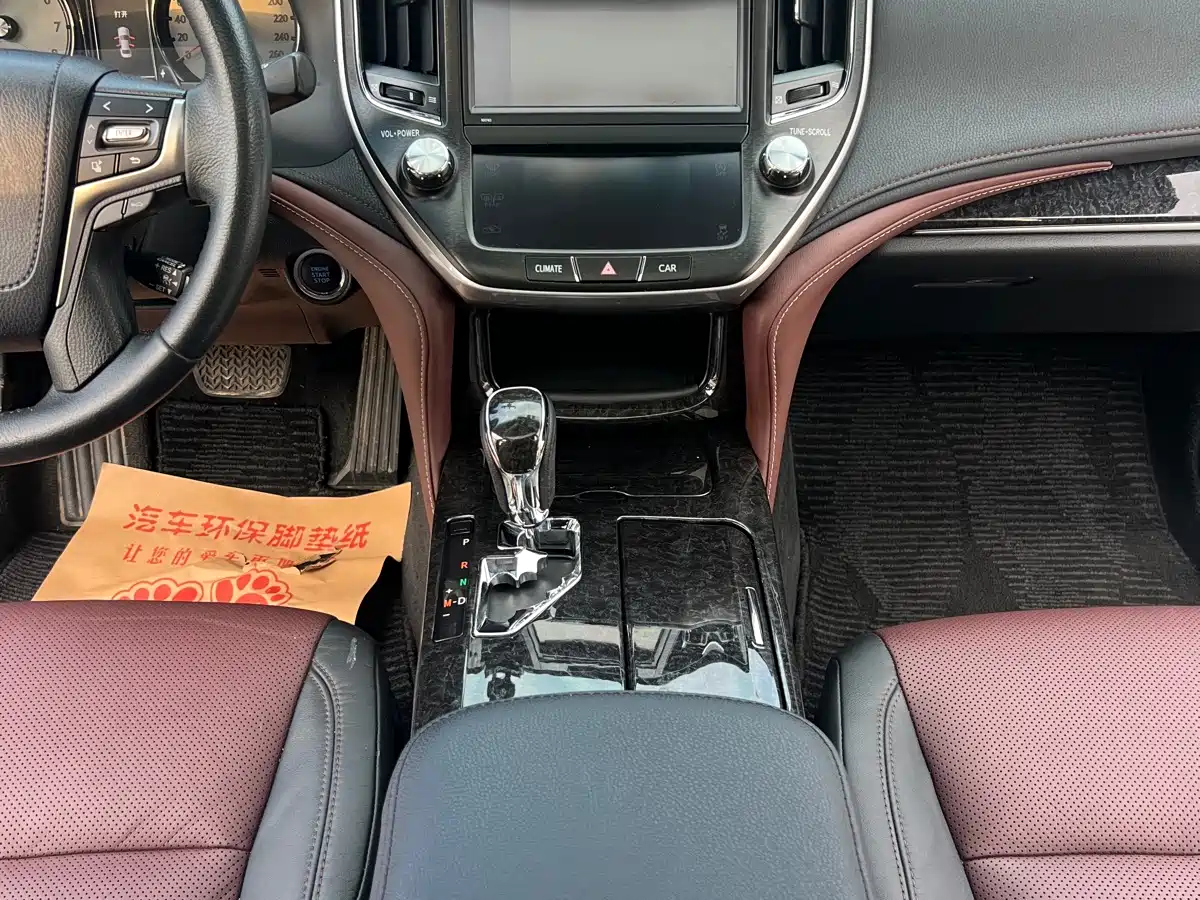 Toyota Crown 2019 2018 2.0T Sport Edition