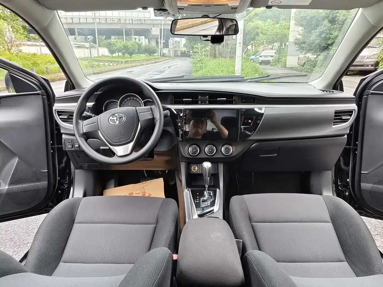 Toyota Levin 2016 1.6G CVT Elite Edition фото 6