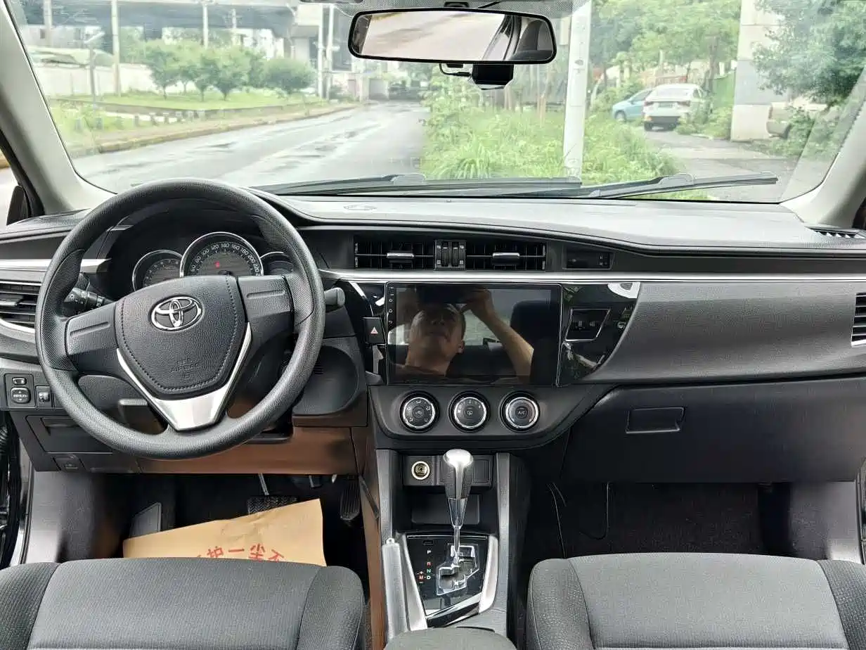 Toyota Levin 2016 1.6G CVT Elite Edition фото 7