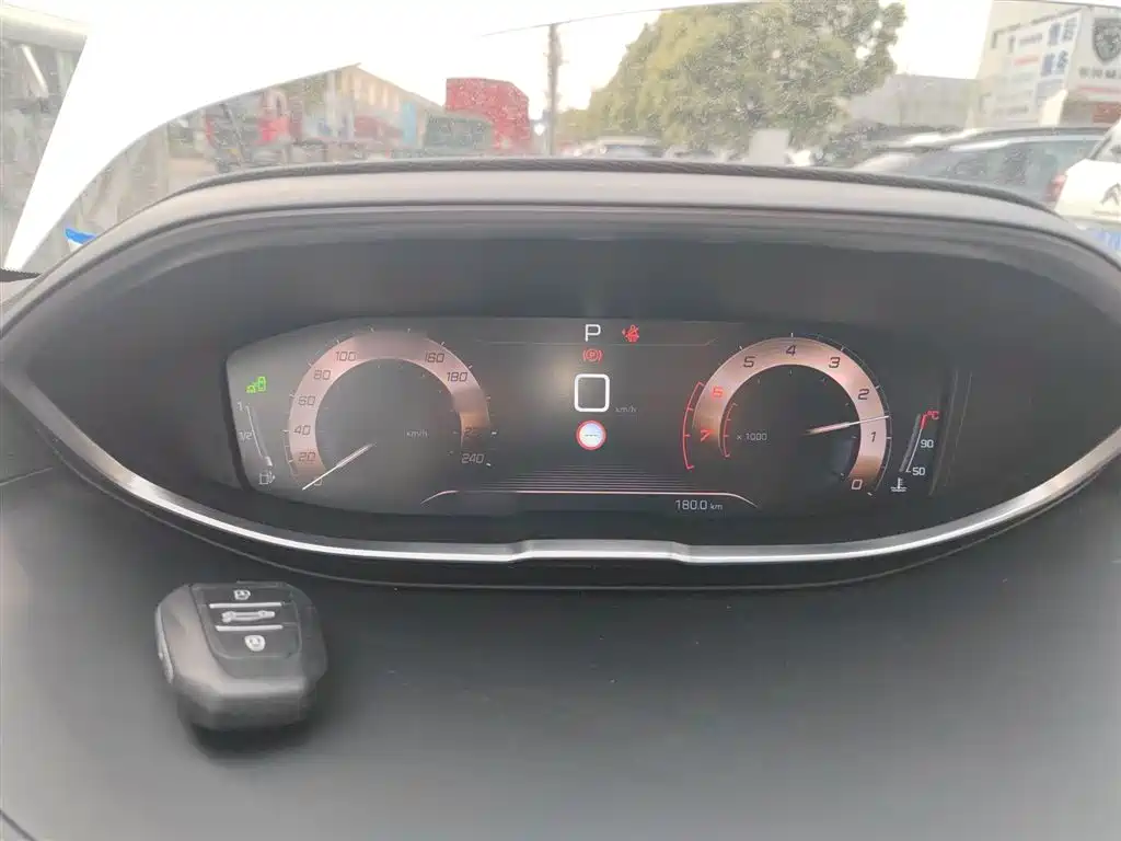 PEUGEOT 4008
