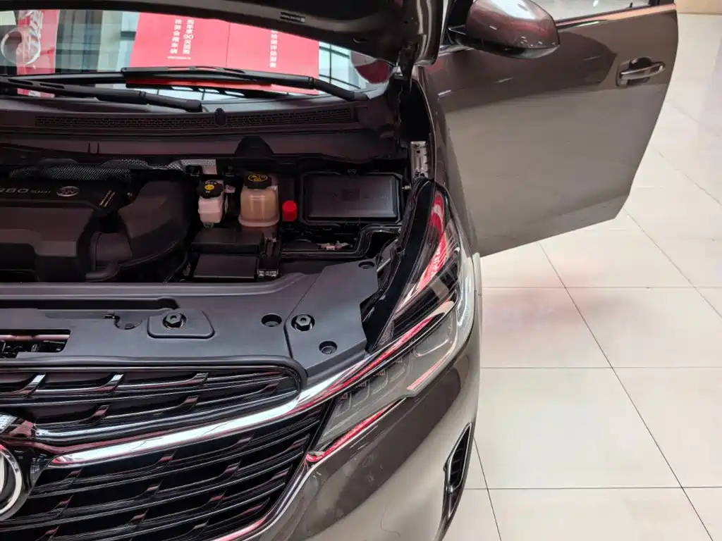 BUICK GL8