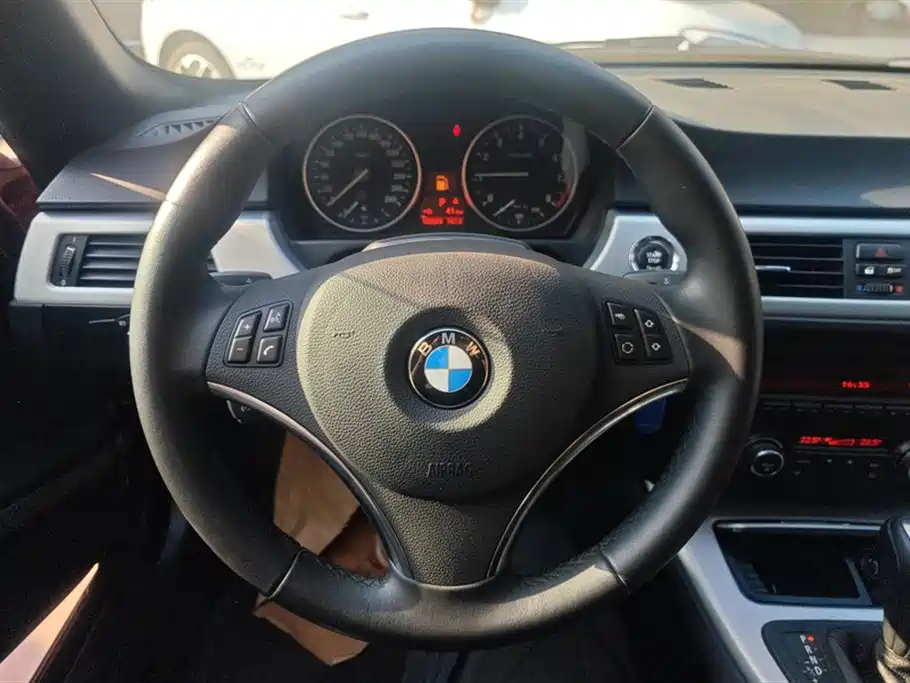 BMW 3 Series (Import) 2011 325i Convertible Coupe фото 15