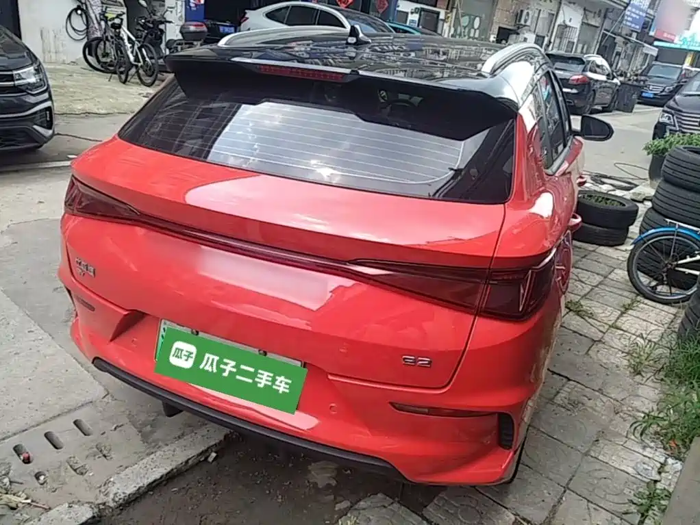 Фото 7 - BYD e2
