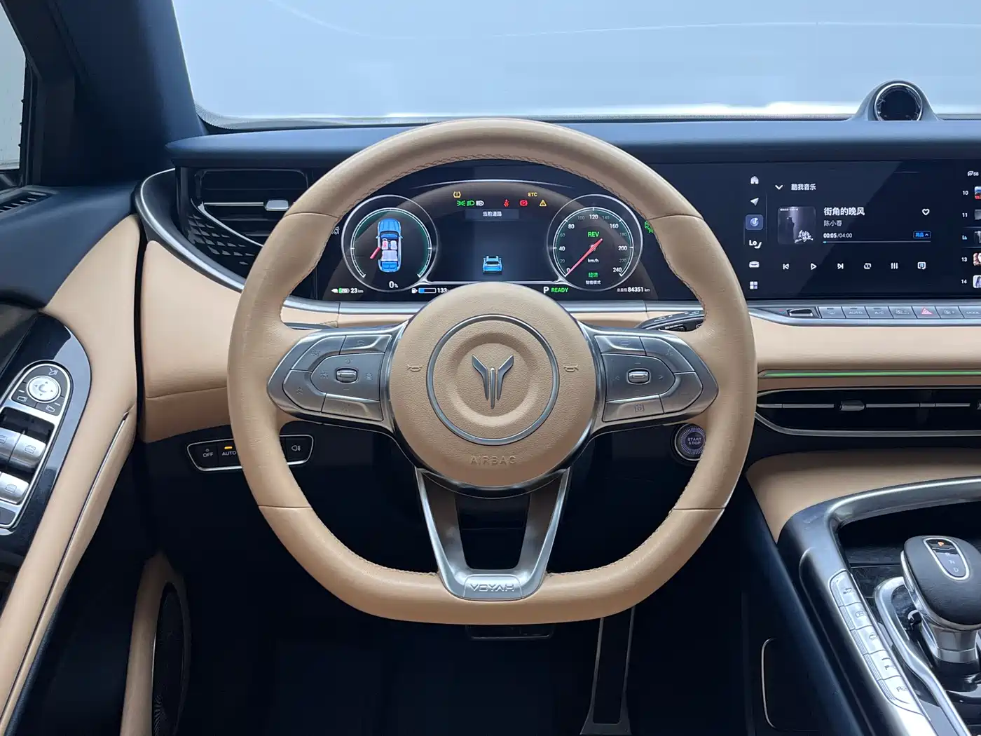 Voyah Auto VOYAH FREE 2021 AWD Standard Range Extender Exclusive Luxury Package фото 17